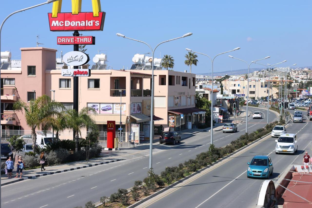 Kings Annex Aparthotel Paphos Kültér fotó