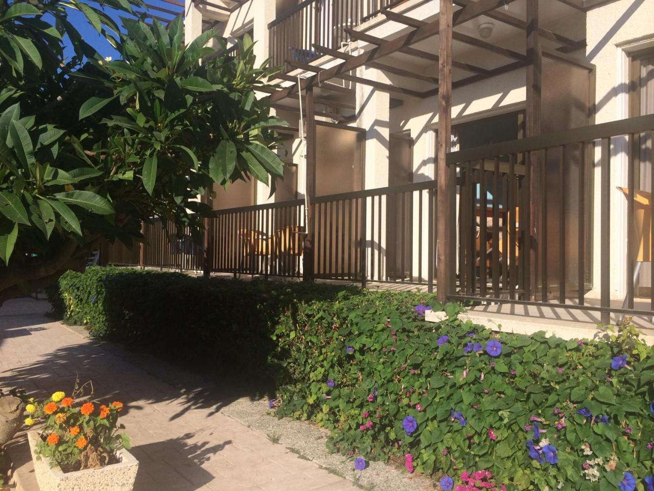 Kings Annex Aparthotel Paphos Kültér fotó