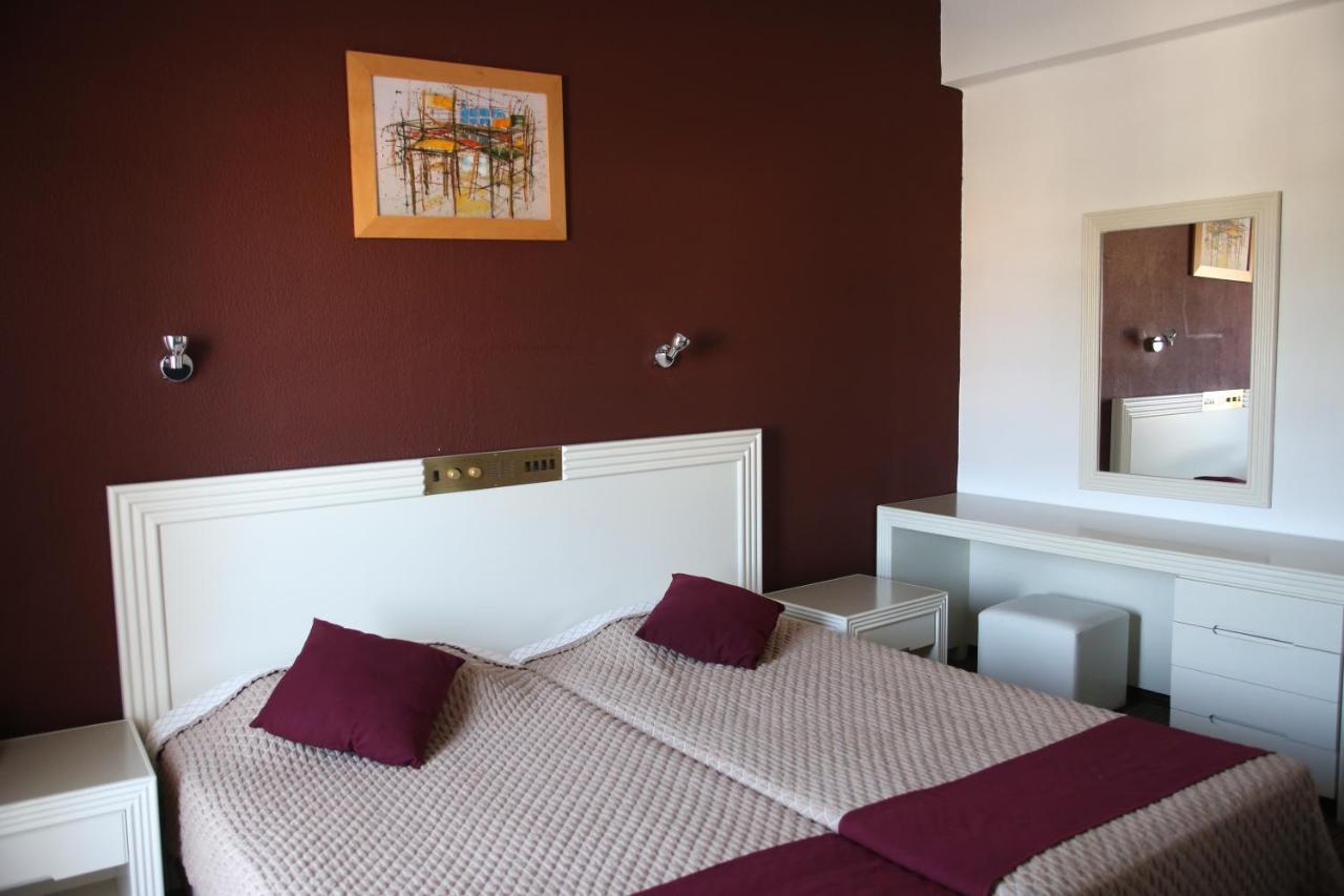 Kings Annex Aparthotel Paphos Kültér fotó