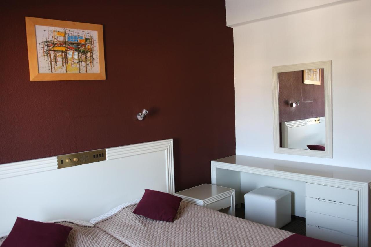 Kings Annex Aparthotel Paphos Kültér fotó